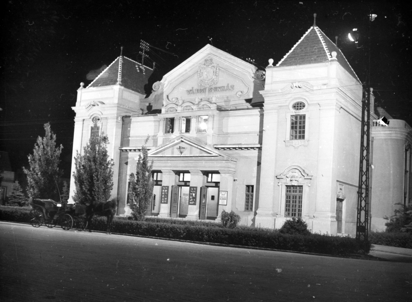 Magyarország, Szolnok, Városi (később Szigligeti) Színház., 1935, Lissák Tivadar, színház, Art Nouveau, Spiegel Frigyes-terv, Englerth Károly-terv, Fortepan #71093