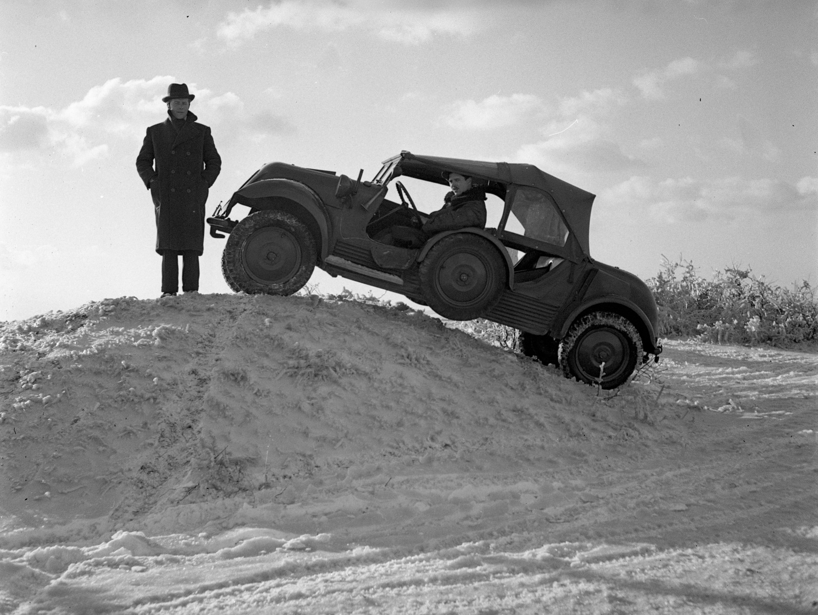 Hungary, Budapest II.,Budapest III., Hármashatárhegy, Tempo G 1200 típusú személygépkocsi., 1939, Lissák Tivadar, Hungarian brand, license, off-roader, Vehiculum-brand, Budapest, Fortepan #71342