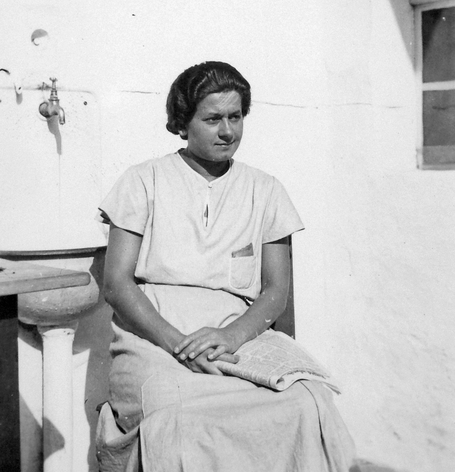 1935, Fortepan, képarány: négyzetes, ölbe tett kéz, Fortepan #7204