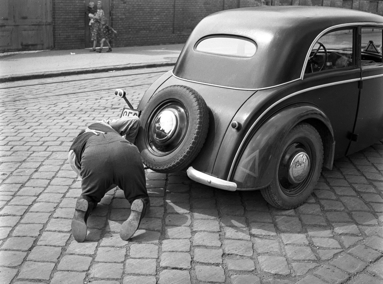 1943, Lissák Tivadar, German brand, DKW-brand, automobile, spare wheel, hubcap, Fortepan #72192