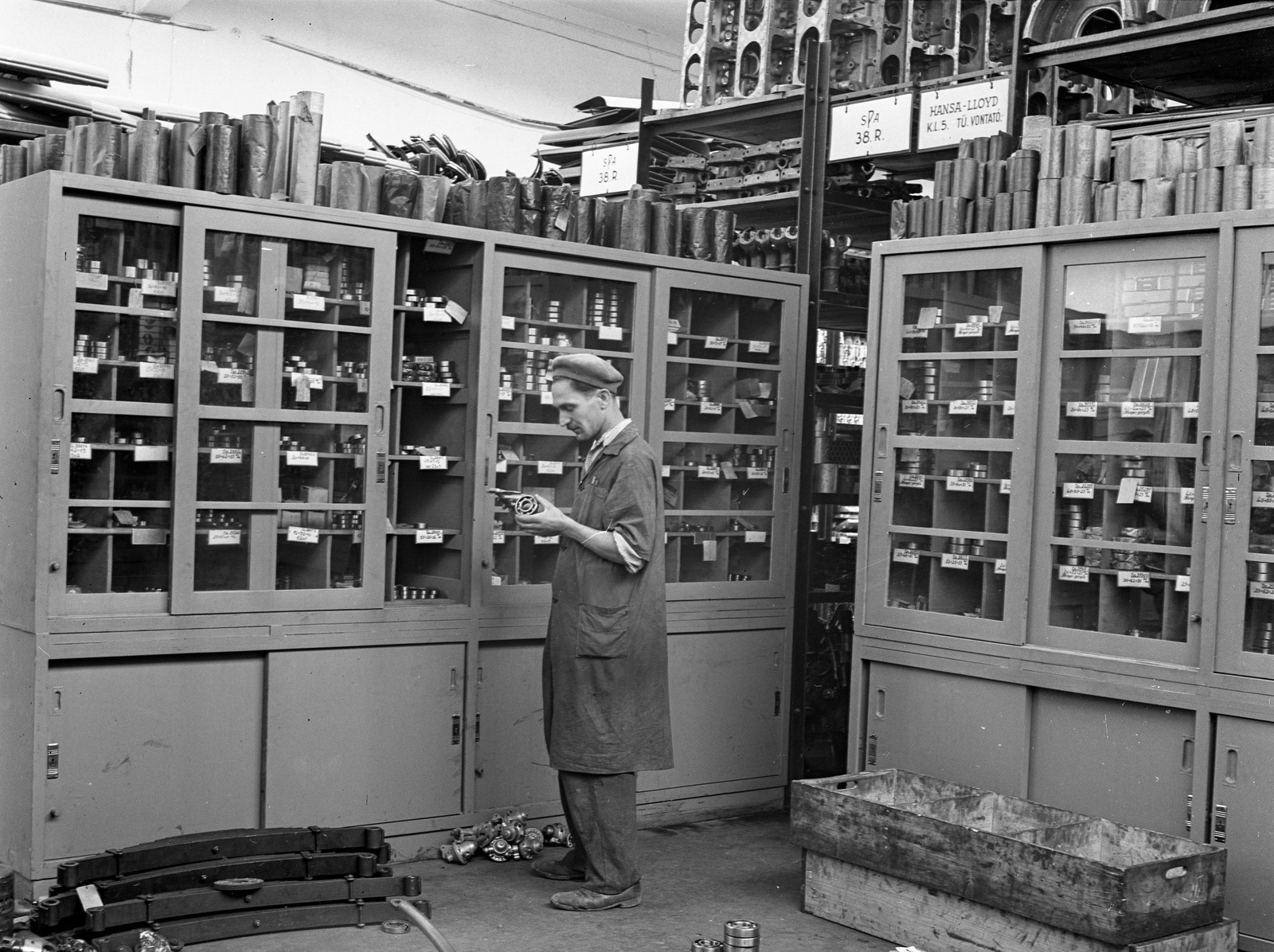 1943, Lissák Tivadar, military, warehouse, Fortepan #72501