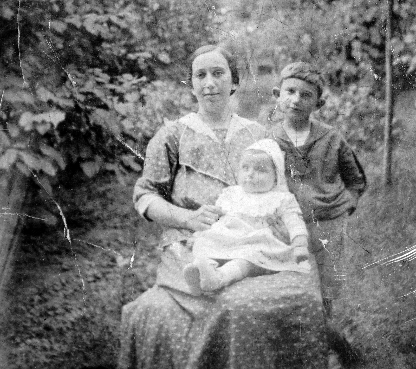 1928, Fortepan, elálló fül, ölben ül, Fortepan #7279