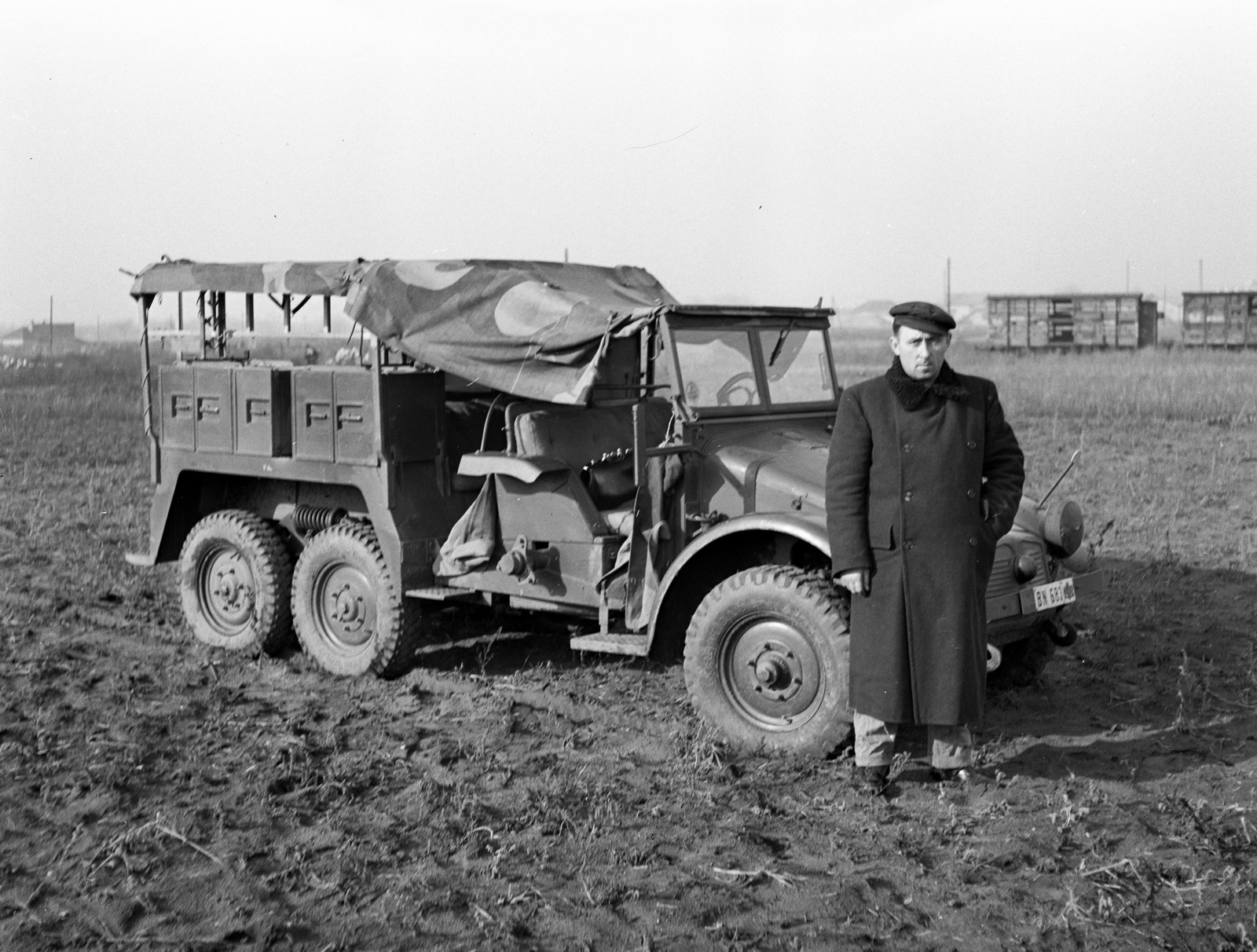 Magyarország, Budapest X., a felvétel a mai Basa utca - Kőér utca kereszteződés környékén készült., 1944, Lissák Tivadar, német gyártmány, teherautó, terepminta, Krupp-márka, Krupp Protze, Budapest, Fortepan #72917