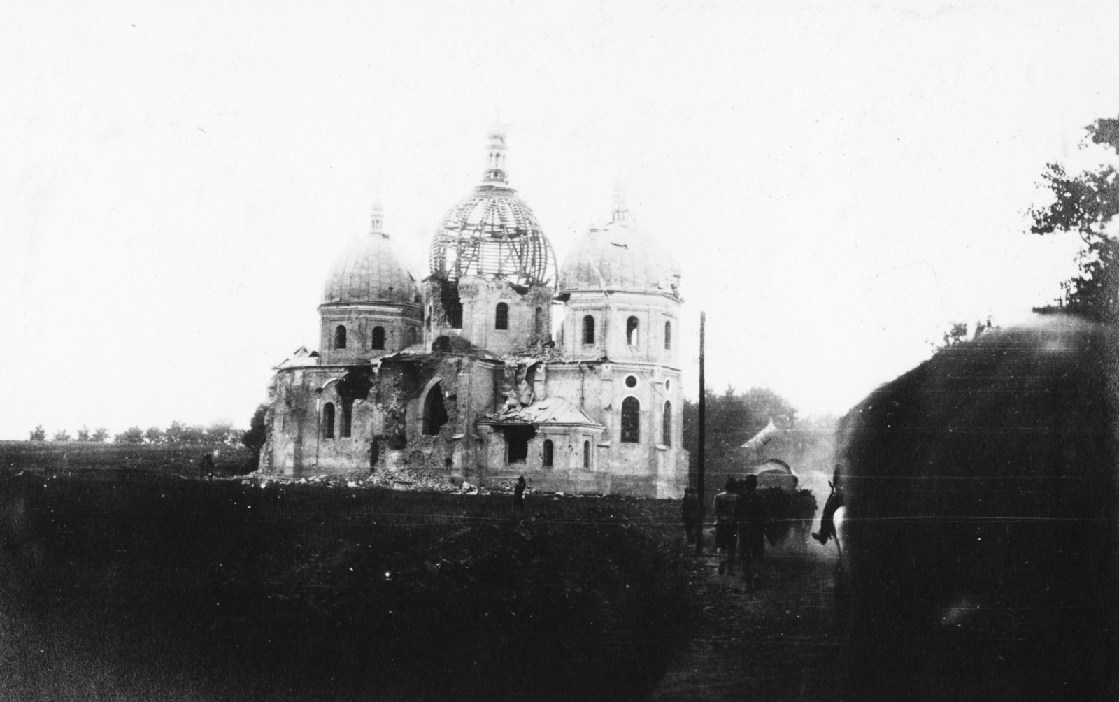 Ukraine, Nahirne, (ekkor Pakość), Szent Mihály arkangyal-templom., 1916, Babarczy Eszter, First World War, church, damaged building, Fortepan #73352