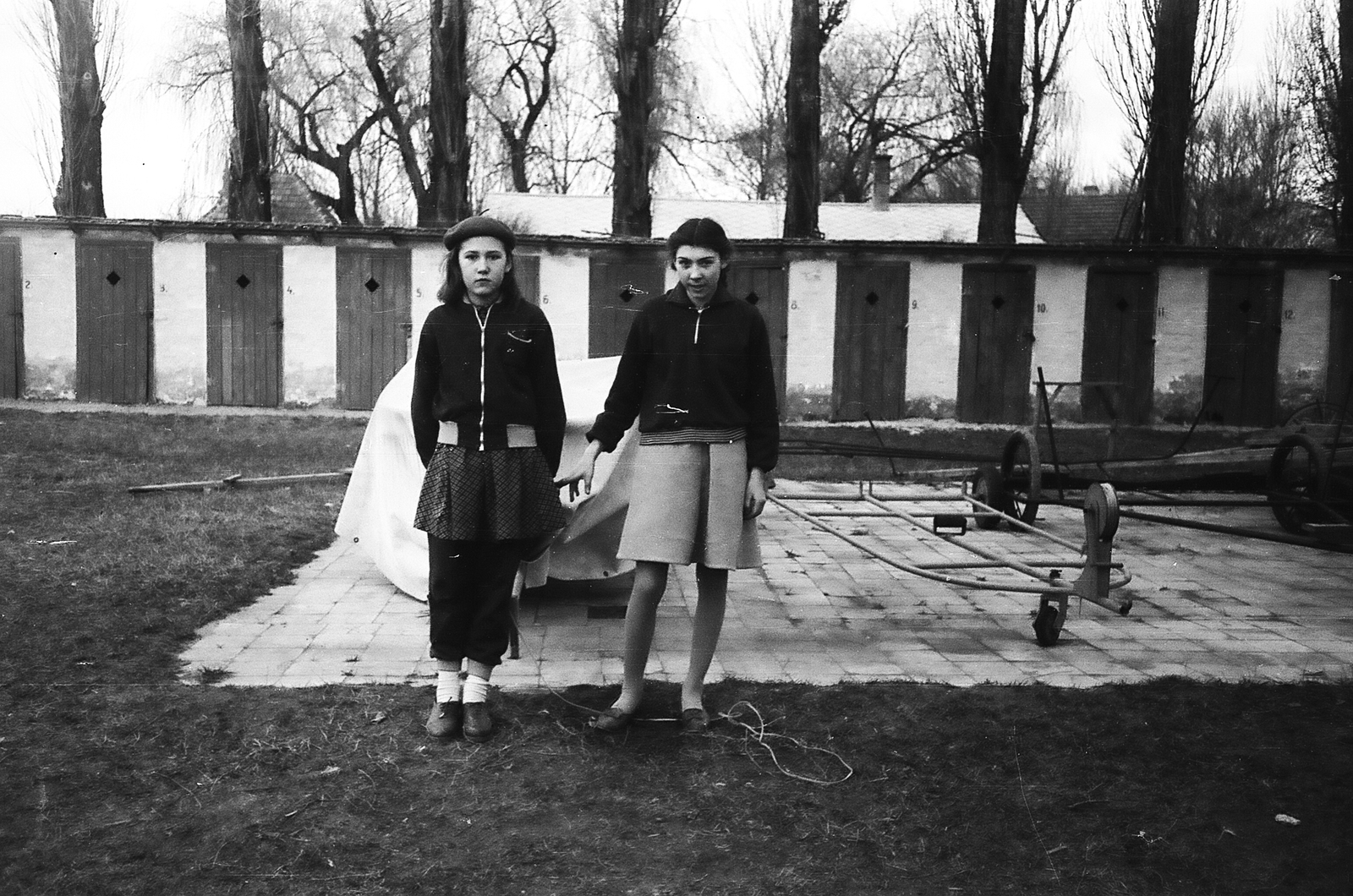 Magyarország, Baja, Petőfi-sziget., 1965, Márton Gábor, lány, Fortepan #73582