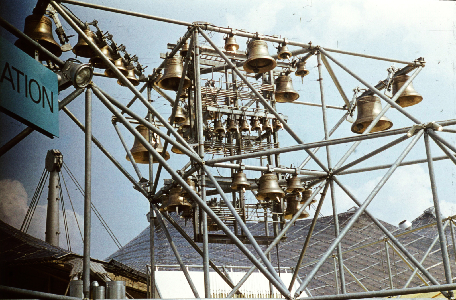 Germany, Munich, Olimpiai Park, harangjáték., 1972, Romák Éva, colorful, Olympics, carillon, bell, Fortepan #73749