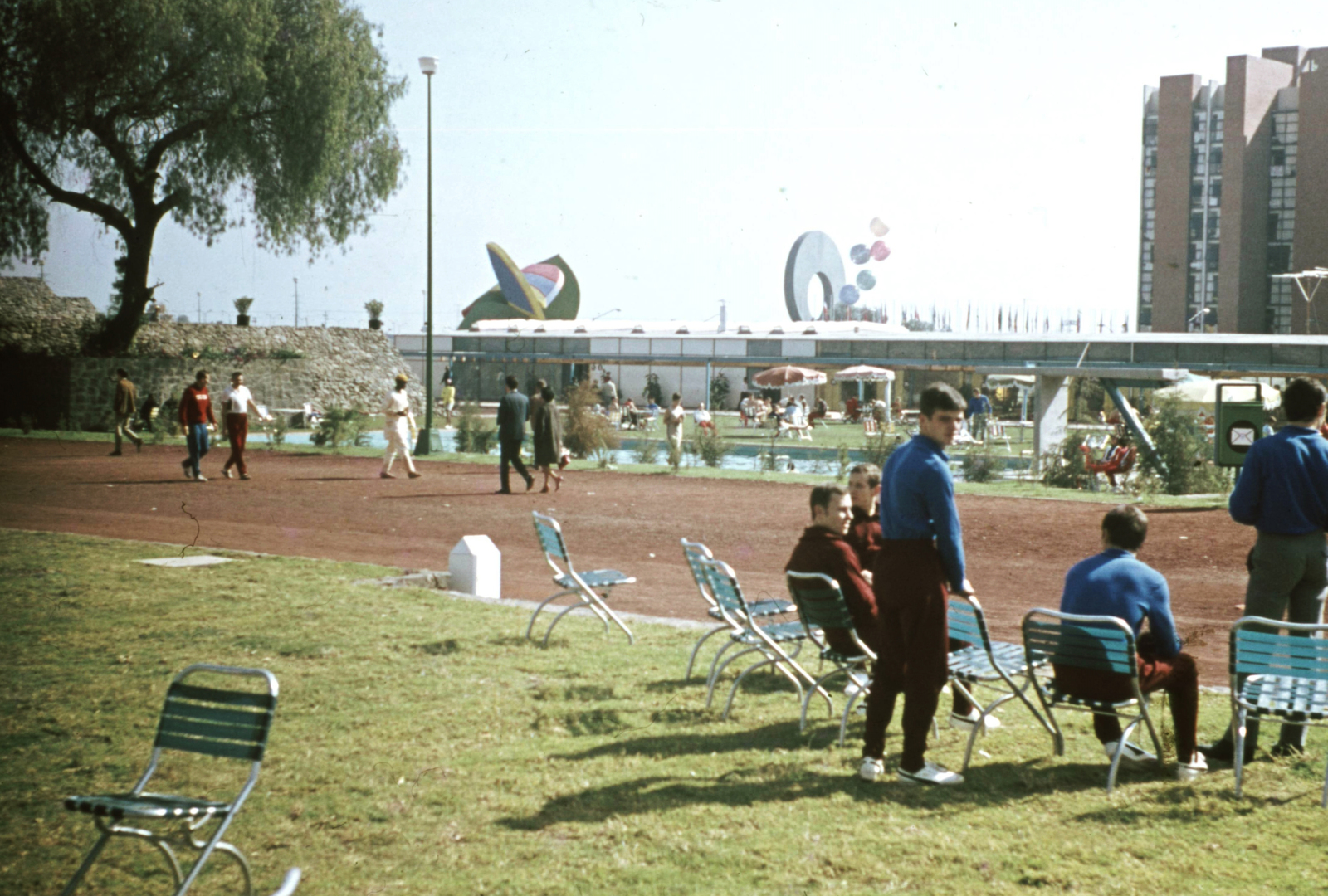 Mexico, Mexico City, olimpiai falu., 1968, Romák Éva, colorful, Fortepan #73824
