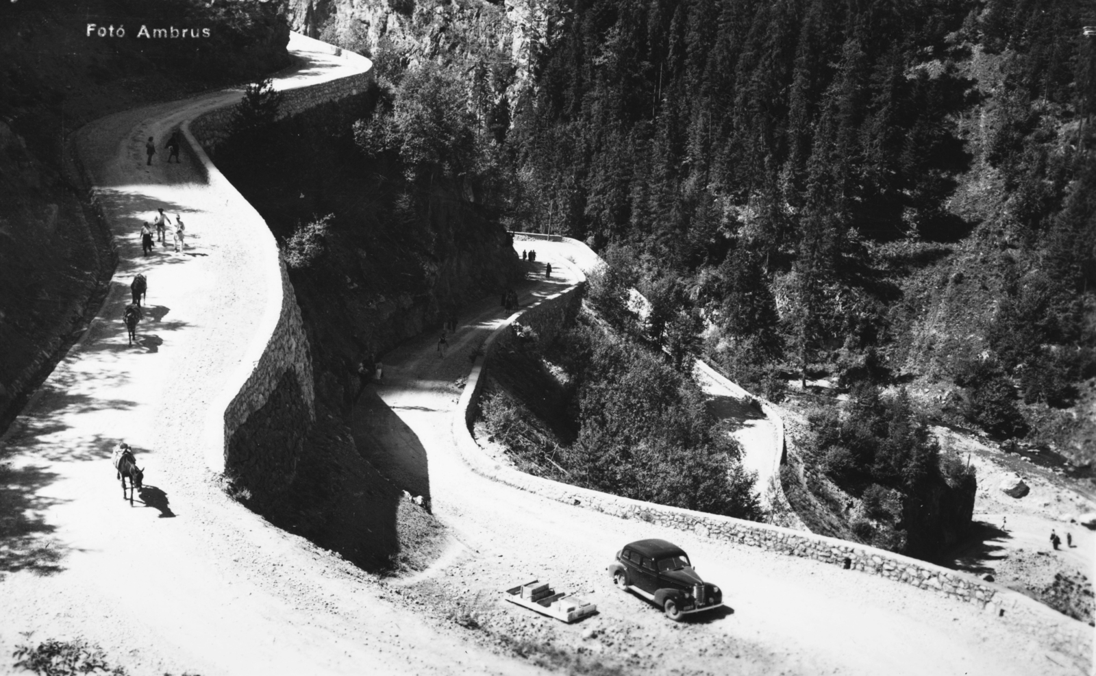 Romania,Transylvania, Bicaz Canyon, nagy szerpentin., 1941, Romák Éva, serpentine, Fortepan #73887