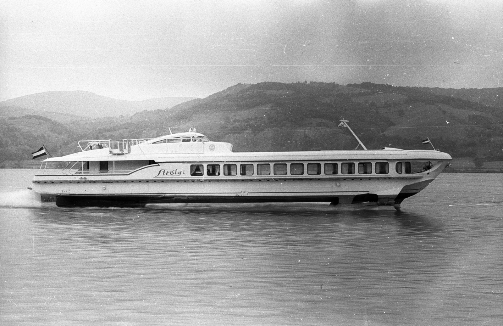 Hungary,Danube Bend, Visegrád, Sirály I. szárnyashajó., 1962, Drobni Nándor, Droppa Kálmán, ship, hydrofoil, Sirály I. ship, Fortepan #73996