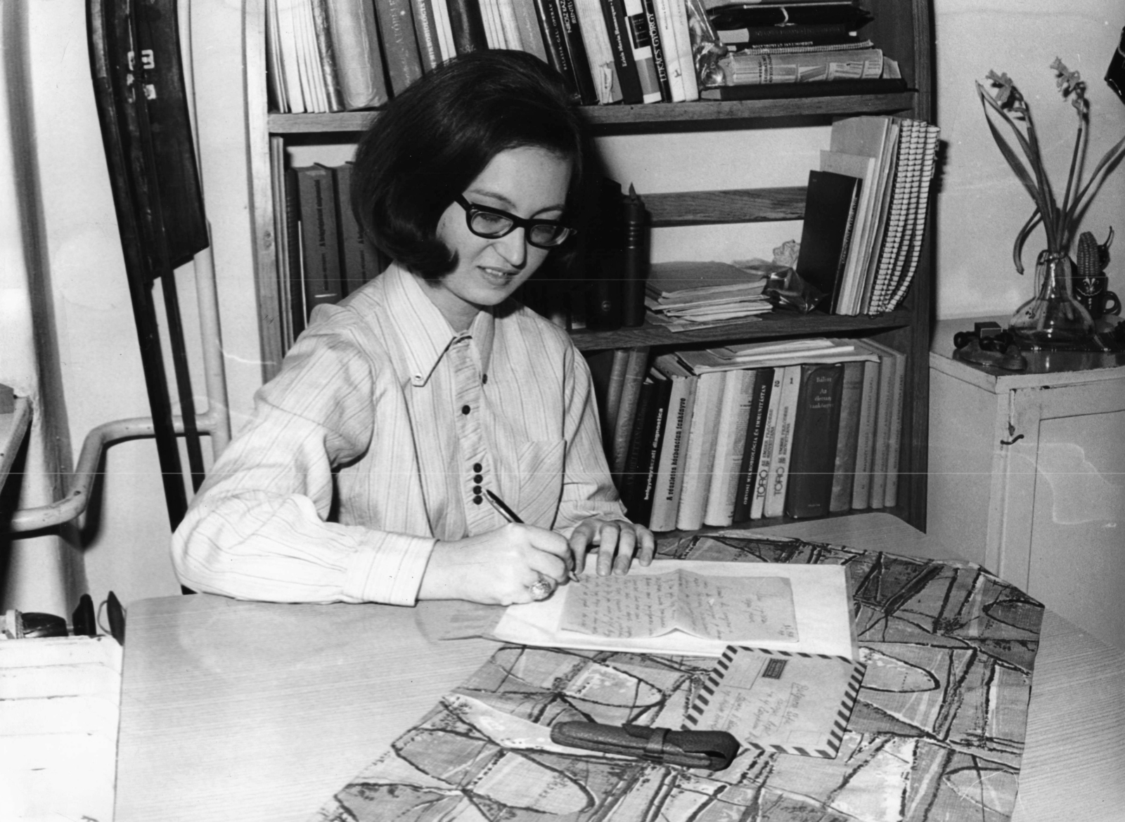 1965, Semmelweis Egyetem Levéltára, writing, Fortepan #74198