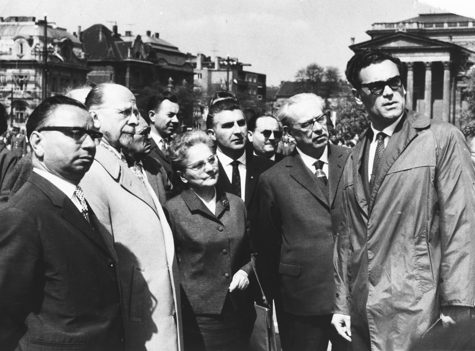 Hungary, Budapest XIV., Hősök tere, a bal szélen Kállai Gyula a minisztertanács elnökhelyettese, mellette Walter Ulbricht az NDK államfője., 1964, Semmelweis Egyetem Levéltára, celebrity, prime minister, Budapest, politician, Fortepan #74523
