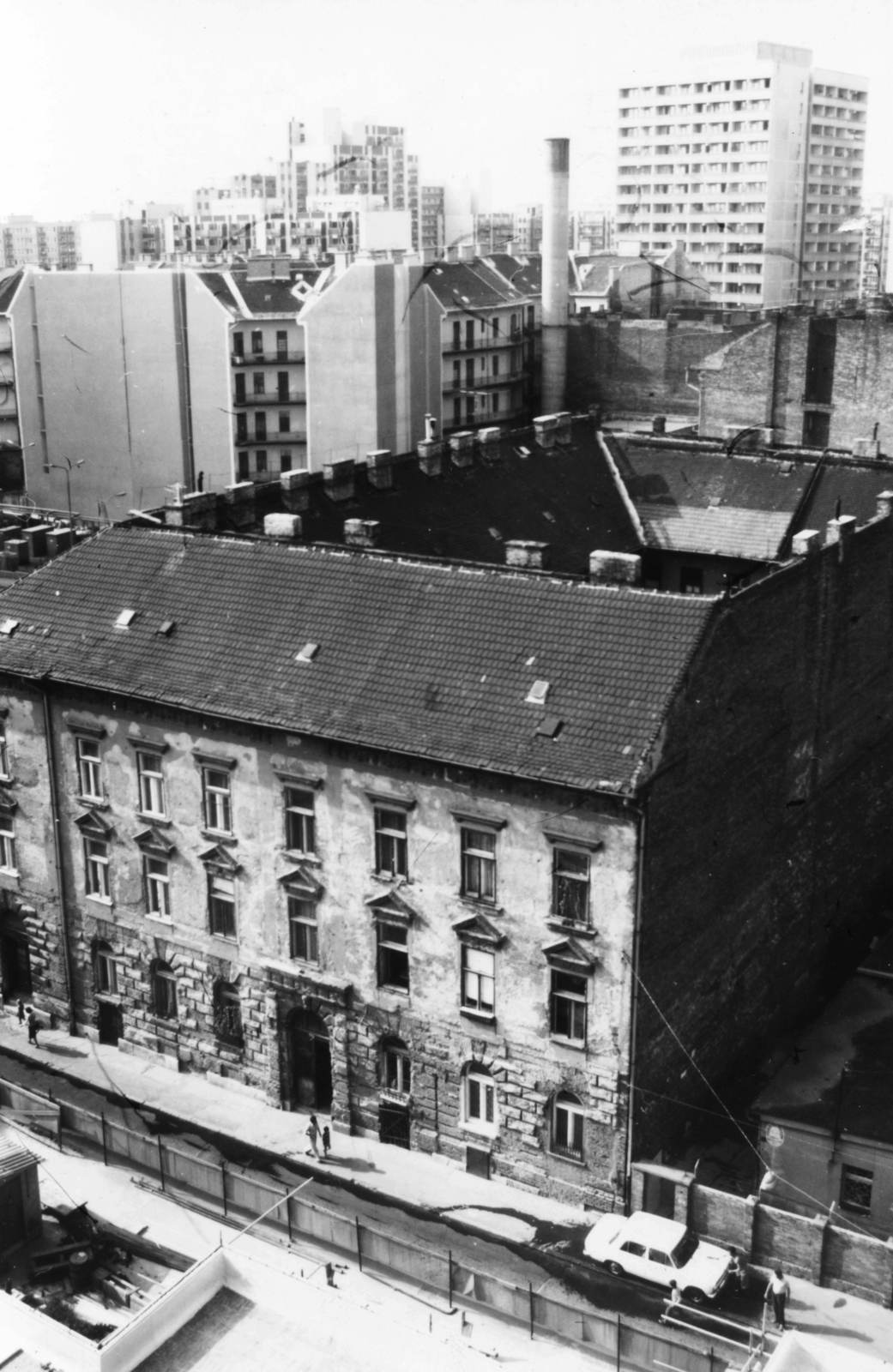 Hungary, Budapest VIII., Tömő utca 56., 1981, Semmelweis Egyetem Levéltára, tenement house, chimney, firewall, Budapest, bird's eye view, Fortepan #74669