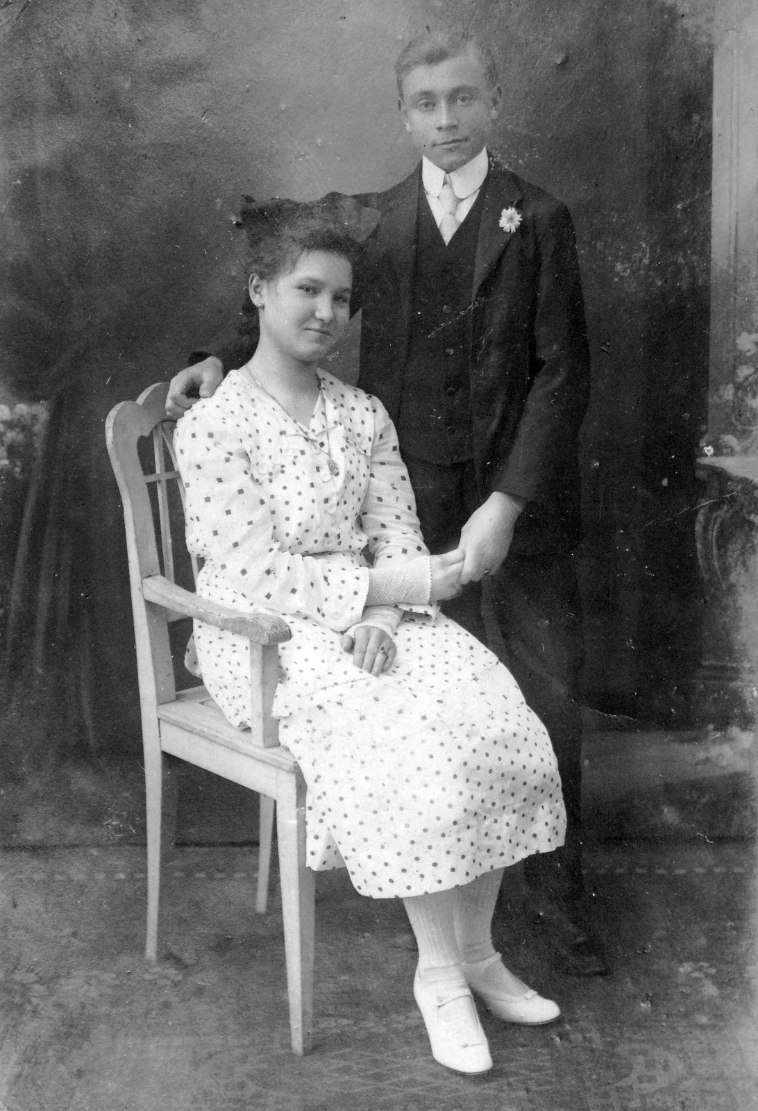1932, Fortepan, double portrait, dotted dress, hold hands, flower on a lapel, Fortepan #7494