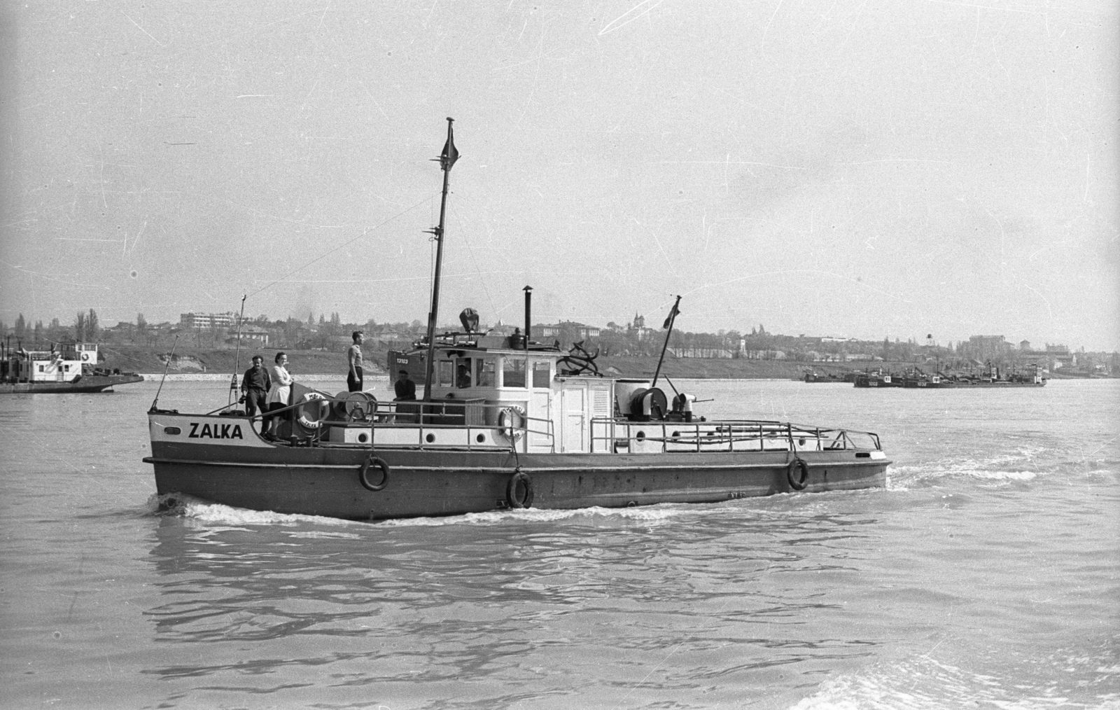 Romania, Drobeta-Turnu Severin, (ekkor Turnu Severin), Zalka vontatóhajó a Dunán., 1960, Drobni Nándor, Droppa Kálmán, ship, Zalka ship, Fortepan #75105