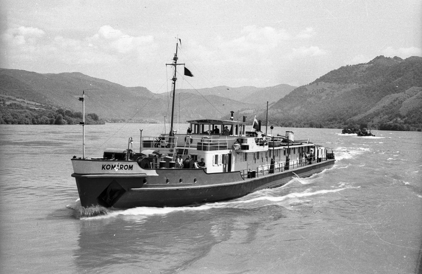 1962, Drobni Nándor, Droppa Kálmán, ship, Stationary Ship No351/Komárom ship, Fortepan #75182