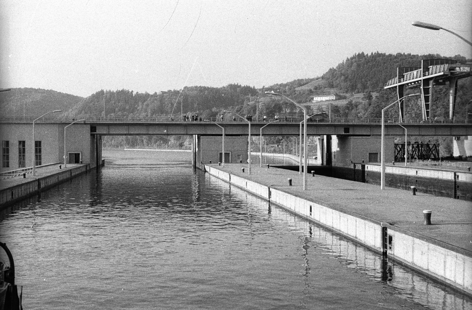 Austria, Persenbeug-Gottsdorf, zsilip az Ybbs-Persenbeug erőműnél a Dunán., 1964, Drobni Nándor, Droppa Kálmán, Fortepan #75259