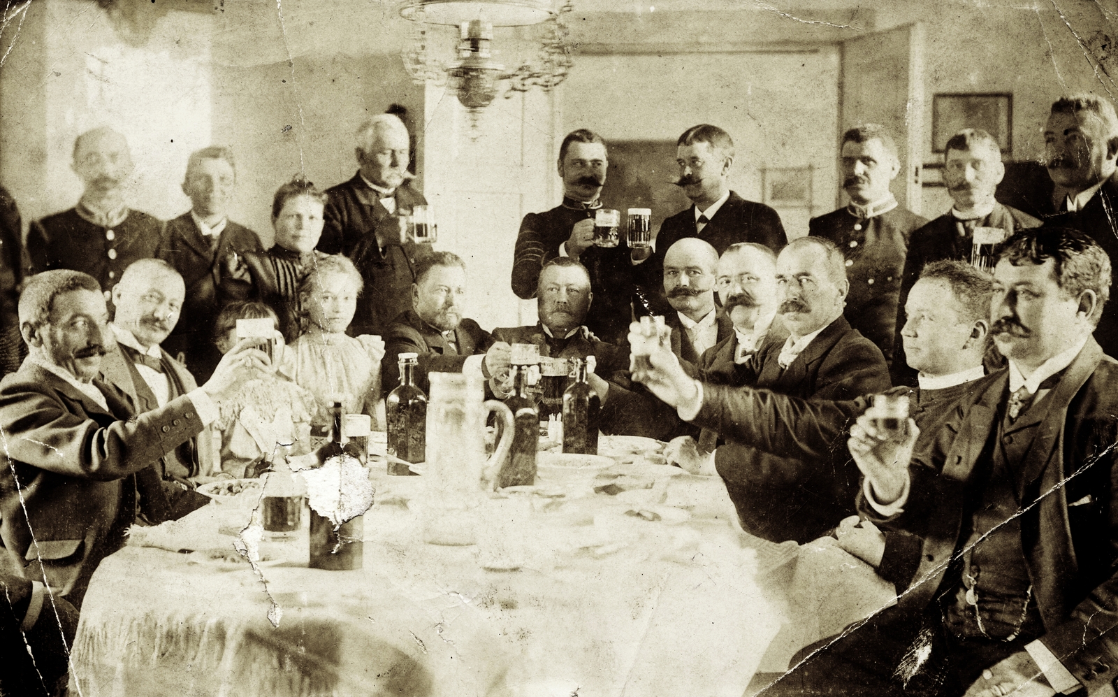 1920, Rosta László, moustache, drinking, jar, bottle, clink, beer mug, Fortepan #75322