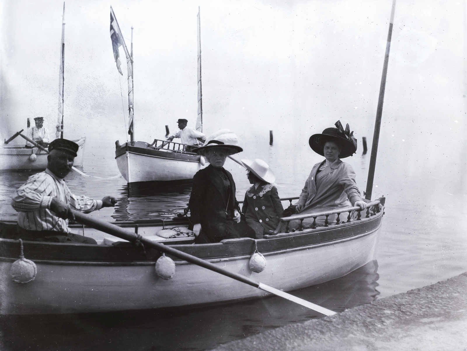 1905, Zichy, flag, boating, women, men, boat, paddling, paddle, Fortepan #75370