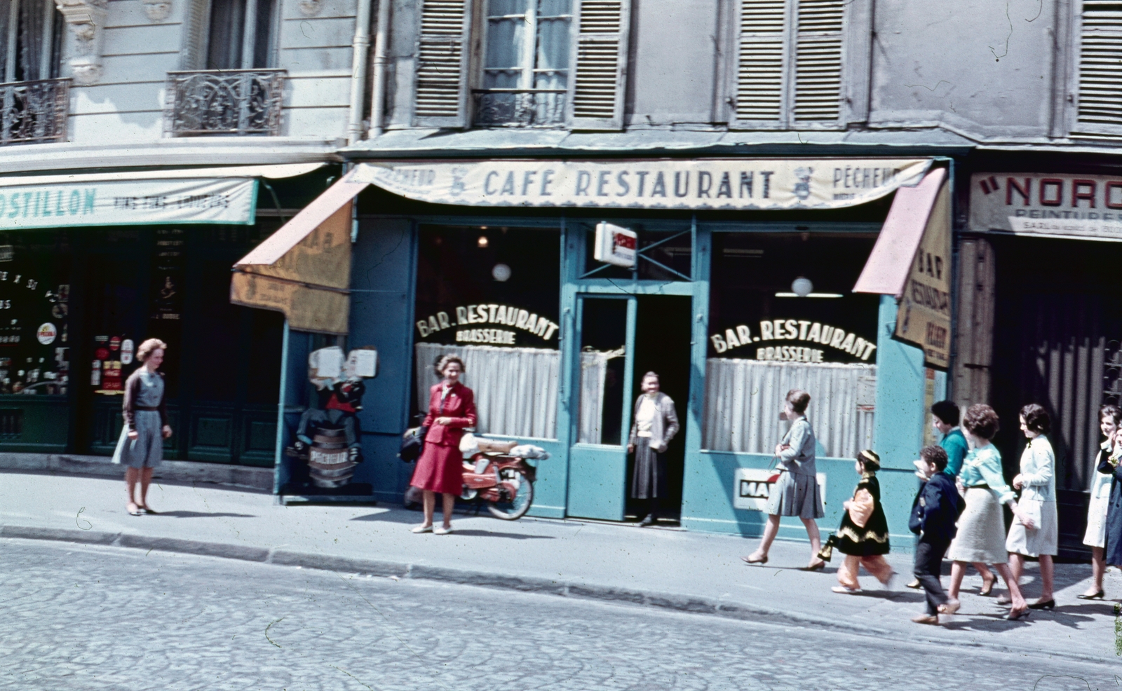 France, Paris, 1963, Kristek Pál, colorful, restaurant, store display, Fortepan #75573