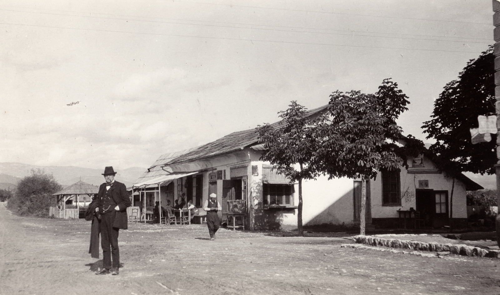 1903, Fortepan, utcakép, férfi, kabát a karon, Fortepan #76322