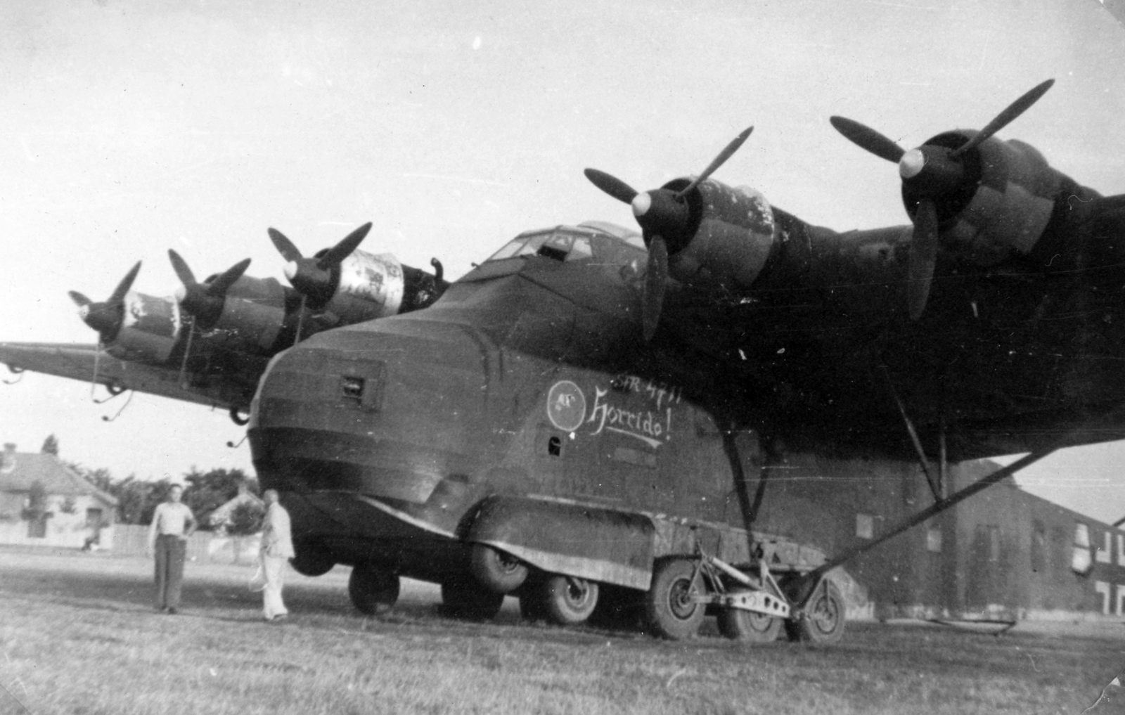 Hungary, Szentes, repülőtér, a német Transportgeschwader 5 (TG 5) alakulat Me-323 Gigant szállítógépe., 1944, Vojnich Pál, German brand, airplane, Messerschmitt-brand, Fortepan #76362