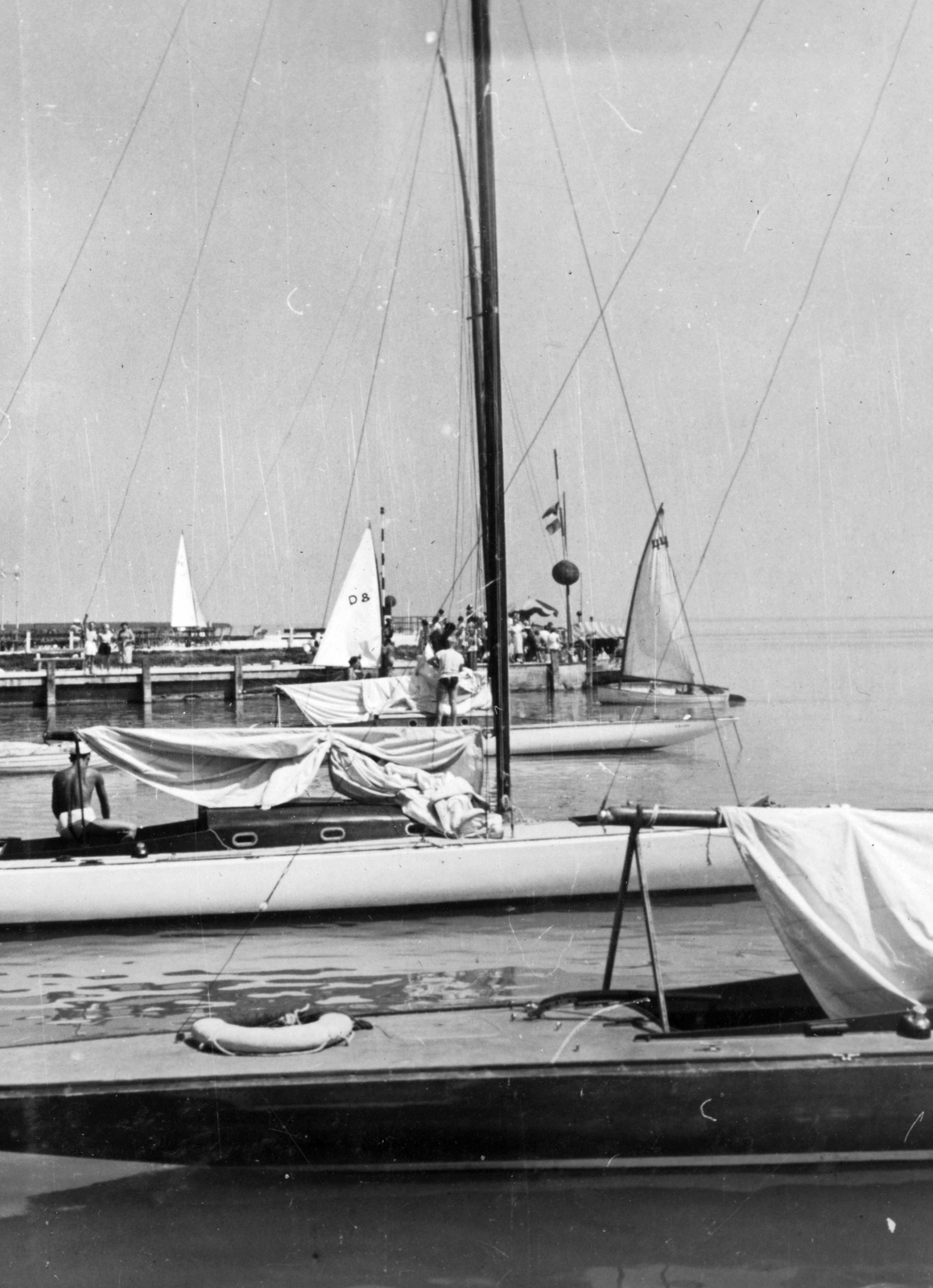Hungary, Balatonfüred, hajóállomás., 1952, Vojnich Pál, sailing, sailboat, Fortepan #76397
