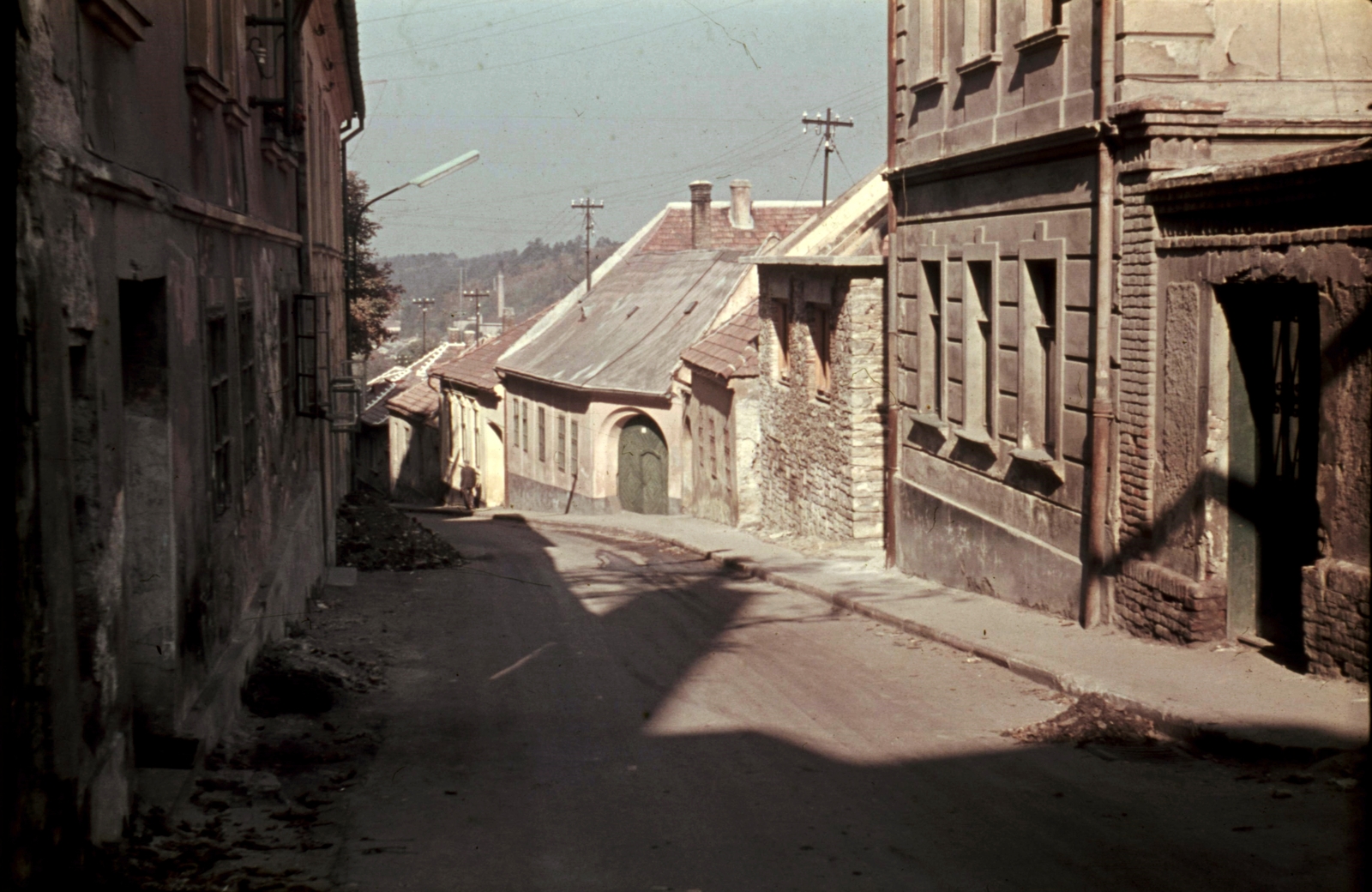 Hungary, Veszprém, Buhim (Vörös Csillag) utca a Thököly Imre utca írányából nézve., 1966, Herth Viktória dr, Bodó Emma, colorful, street view, pylon, Fortepan #76500