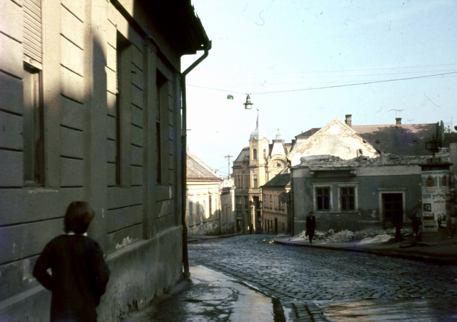 Hungary, Veszprém, Brusznyai Árpád (Bajcsy-Zsilinszky) utca a Szabadság tér irányába nézve., 1968, Herth Viktória dr, Bodó Emma, colorful, street view, Fortepan #76563