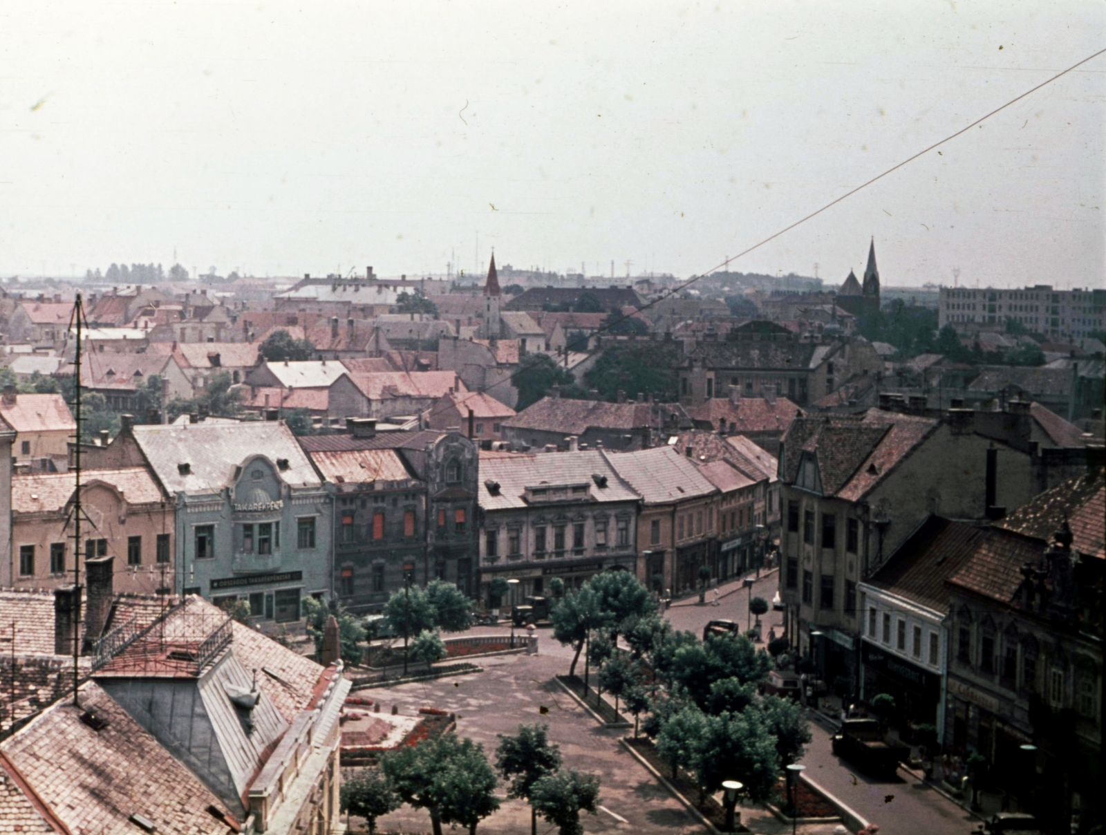 Hungary, Veszprém, kilátás a Tűztoronyból előtérben az Óváros (Vöröshadsereg) tér., 1968, Herth Viktória dr, Bodó Emma, colorful, Fortepan #76564