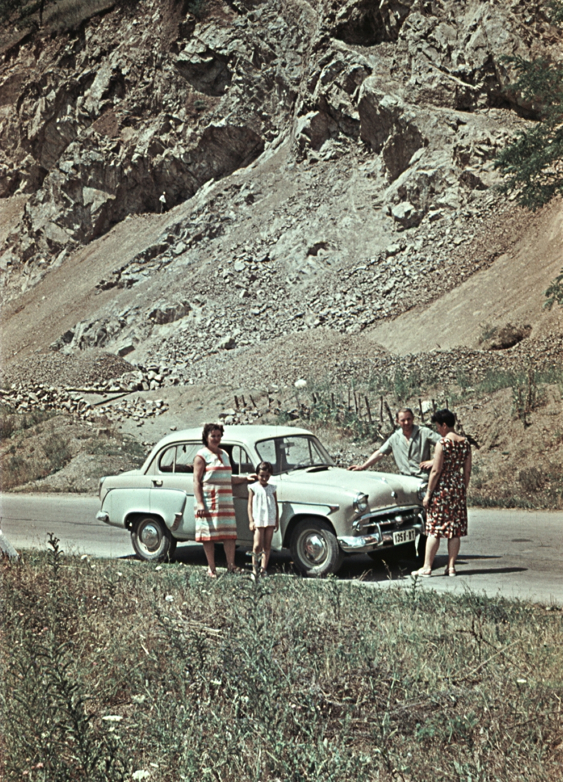 1962, Erky-Nagy Tibor, colorful, Soviet brand, Moskvitch-brand, automobile, Fortepan #76600