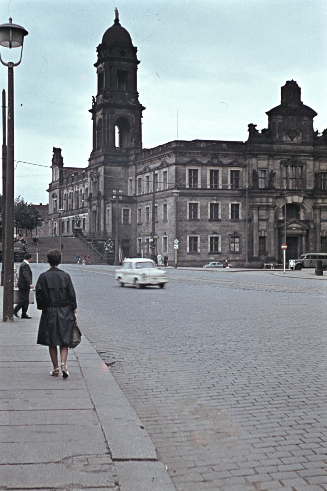 Germany, Dresden, Sächsisches Ständehaus a Theaterplatz felől nézve., 1965, Erky-Nagy Tibor, colorful, GDR, Fortepan #76607