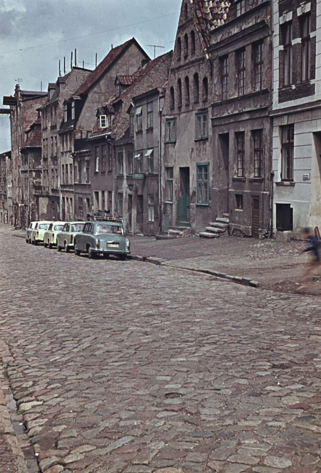 1965, Erky-Nagy Tibor, colorful, Trabant-brand, street view, GDR, automobile, Fortepan #76629