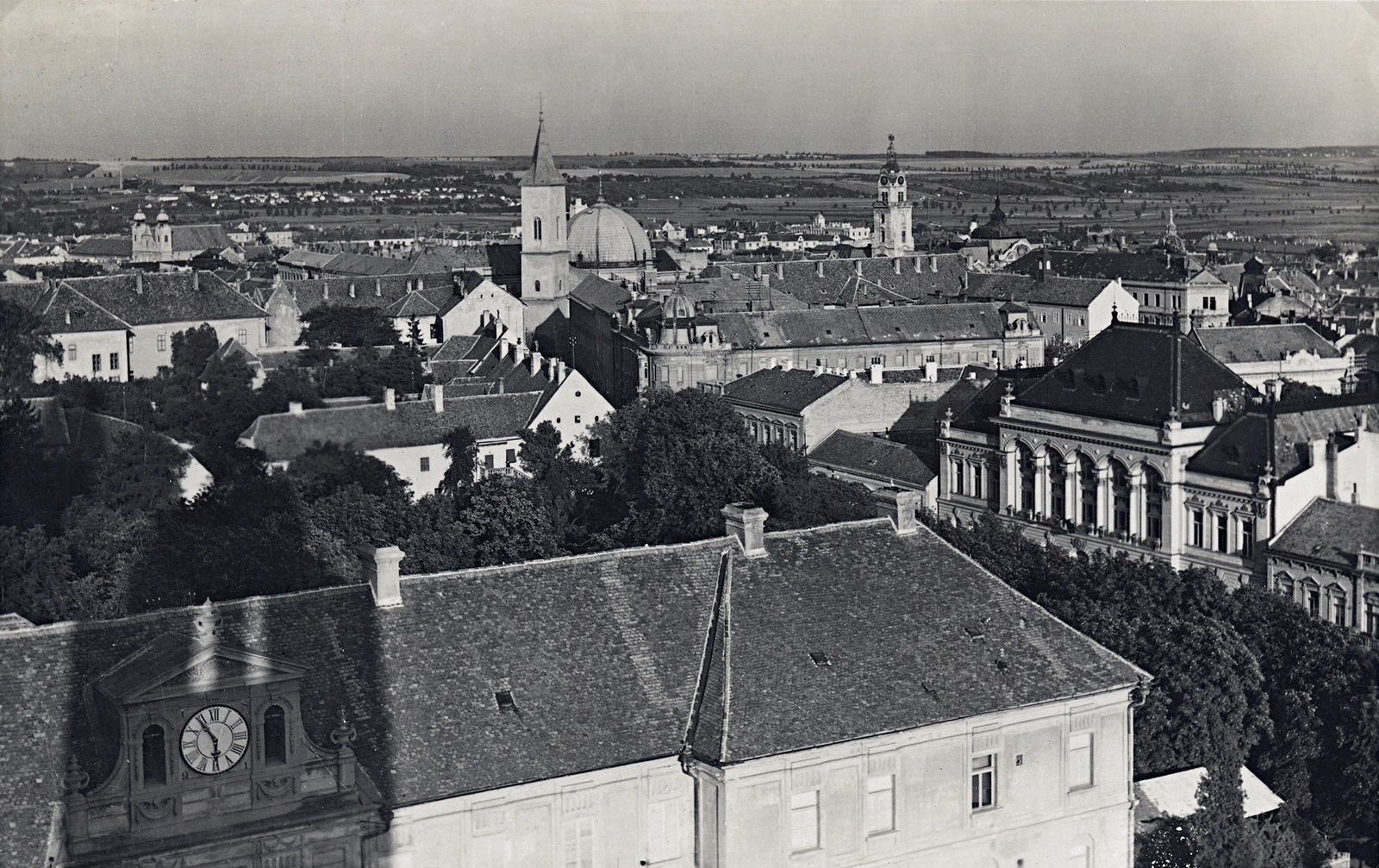 Hungary, Pécs, kilátás a Székesegyháztól a Széchenyi tér, a Dzsámi és a Városháza felé nézve., 1935, Erky-Nagy Tibor, roof, shadow, Fortepan #76665
