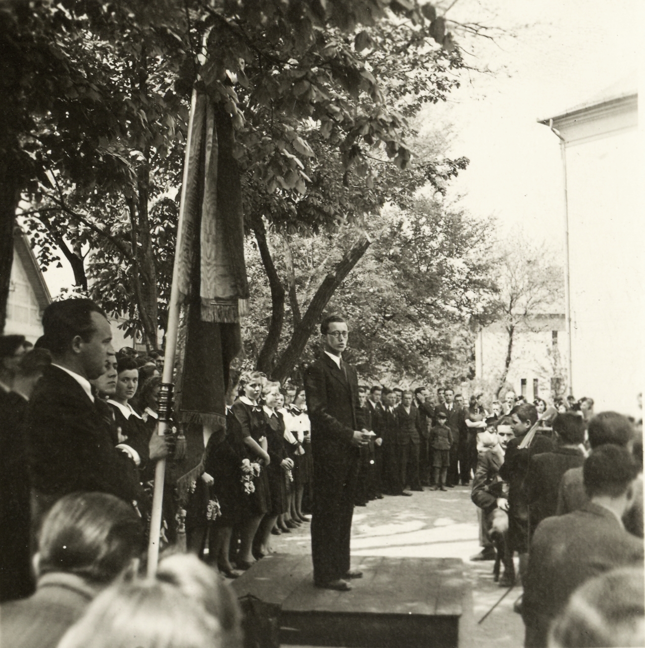 Slovakia, Nové Zámky, Pázmány Péter Gimnázium (később Gymnázium Nové Zámky)., 1941, Klenner Aladár, Fortepan #76860