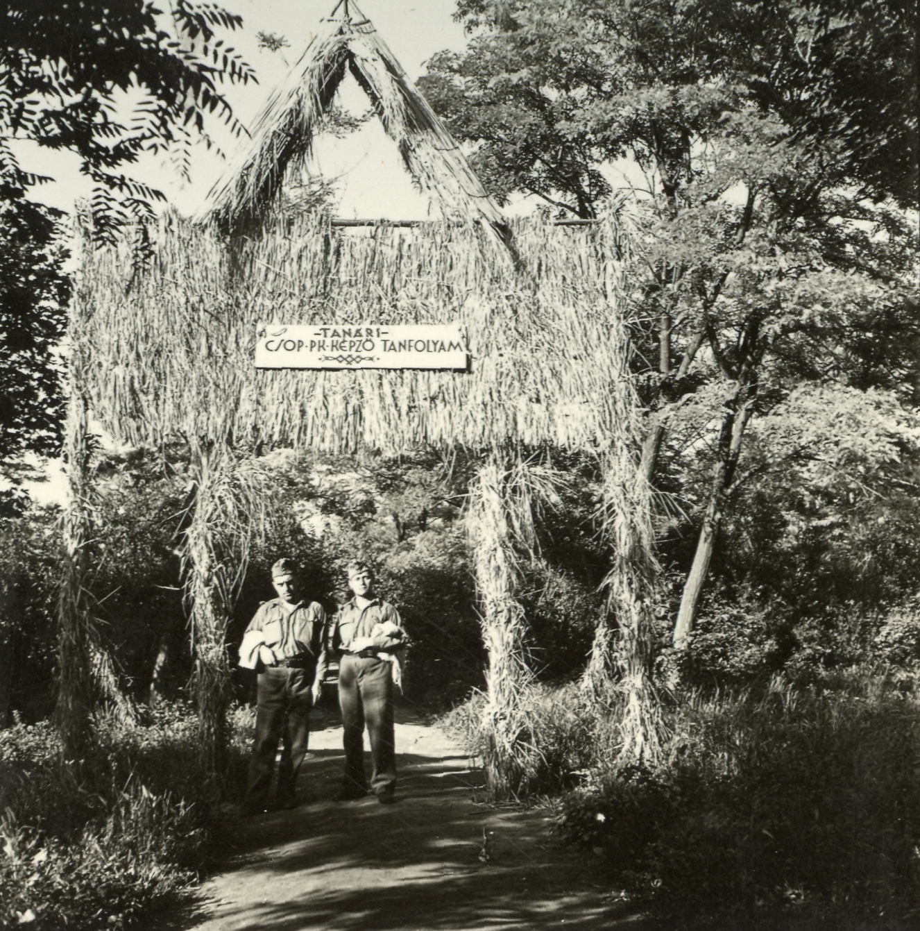 Hungary, Agárd, leventeparancsnok képző tábor., 1941, Klenner Aladár, camp, youth military organisation, Fortepan #76870