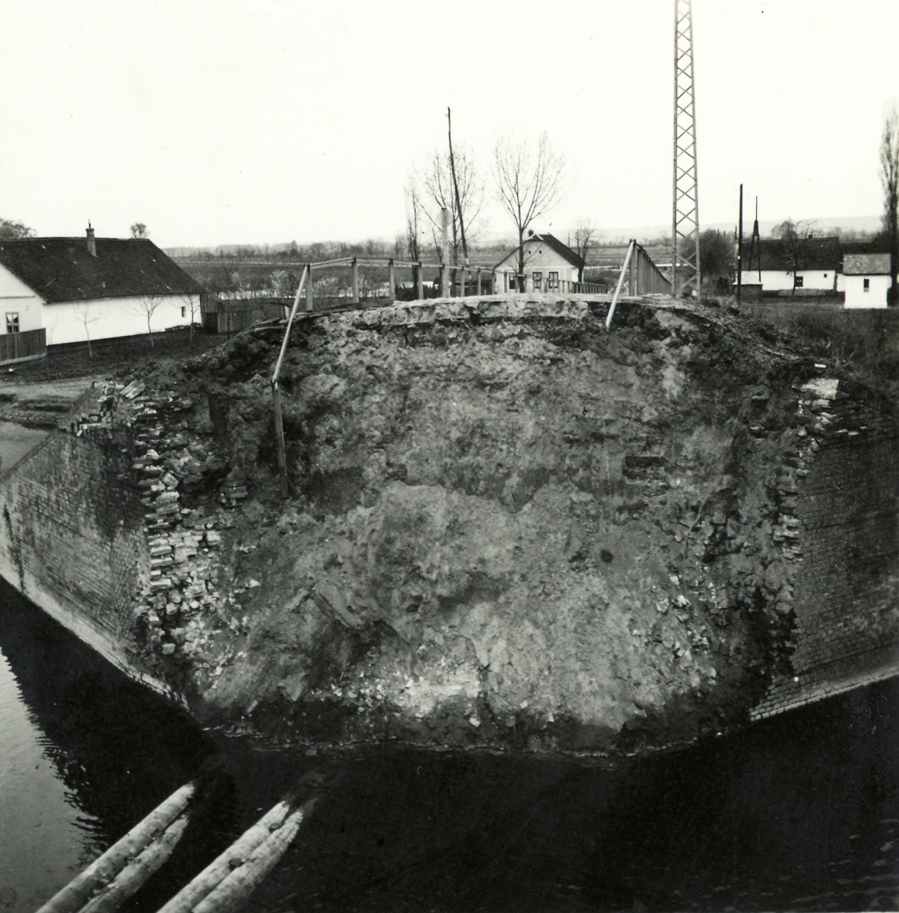 Serbia, Bezdan, híd a Ferenc-csatornán., 1941, Klenner Aladár, wrecked bridge, Fortepan #76995