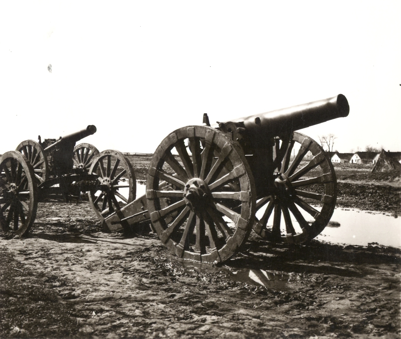 Serbia, zsákmányolt 15-ös tarack a magyar csapatok bevonulása idején., 1941, Klenner Aladár, territorial gain, cannon, Fortepan #76997