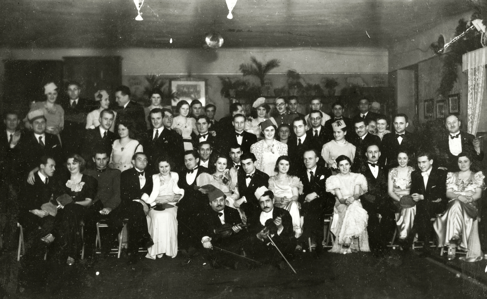 1932, Fortepan, tableau, violin, interior, companionship, bow tie, tarboosh, Fortepan #77037
