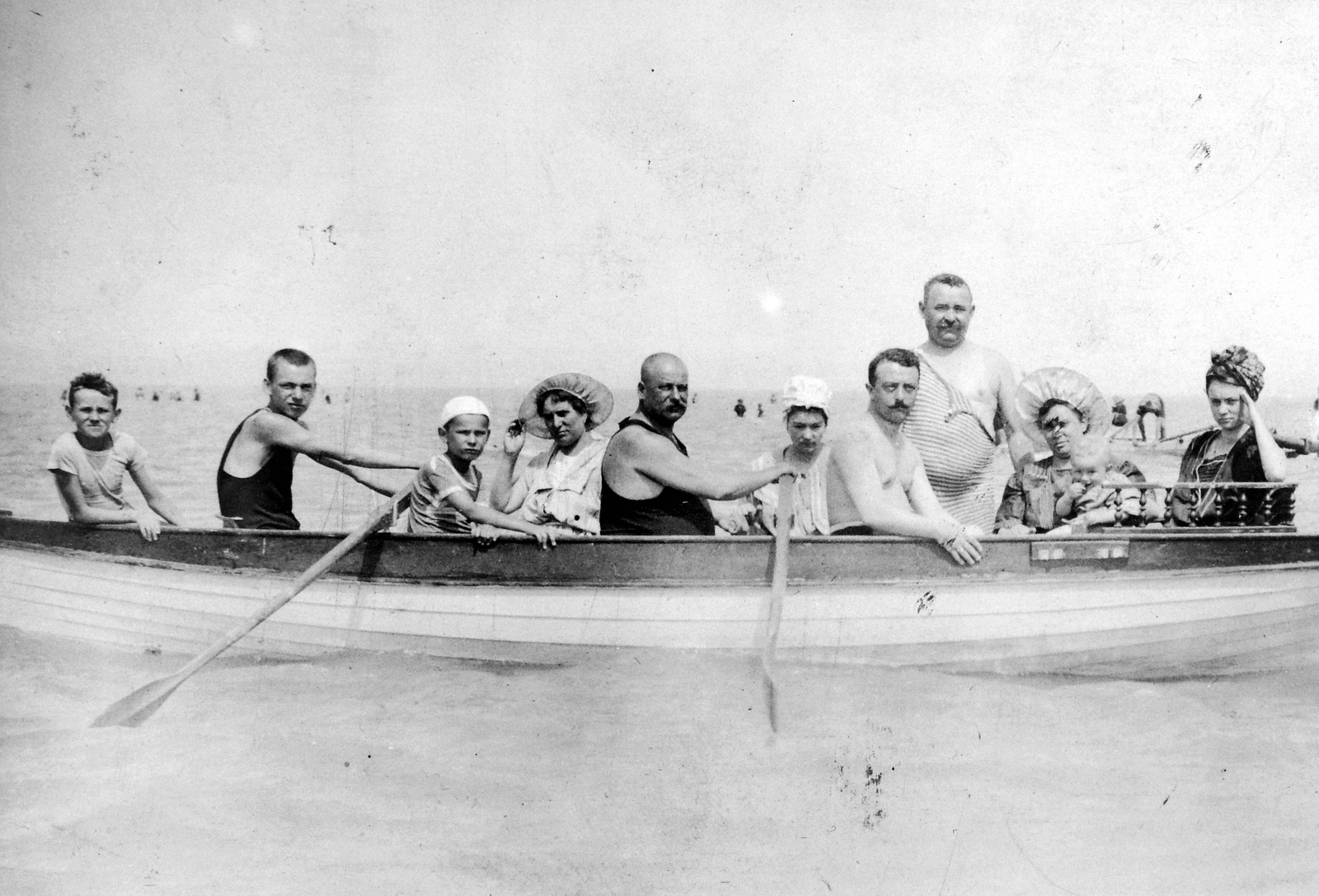 1910, Fortepan, szabadidő, tó, csónakázás, nyaralás, csoportkép, víztükör, nyár, Fortepan #7750