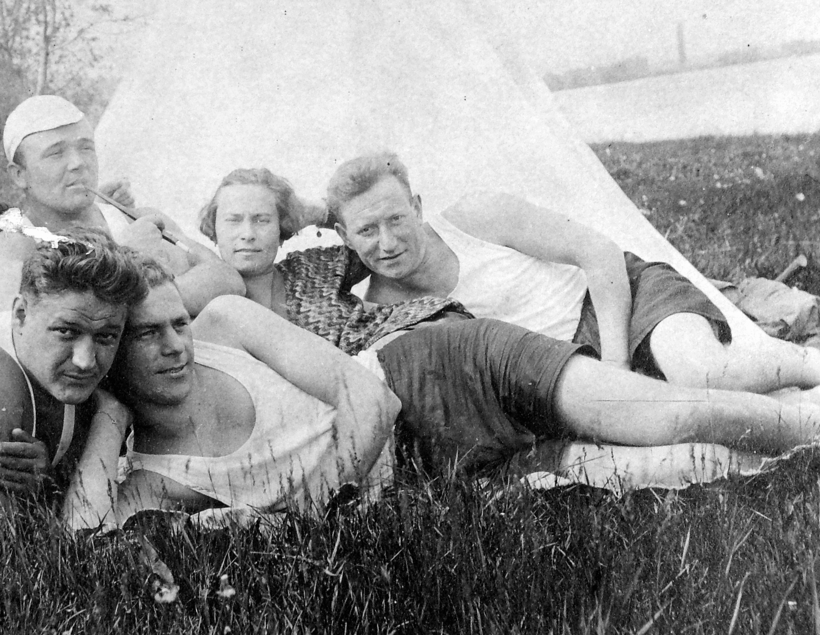 1929, Fortepan, free time, smoking, comfortable, tableau, men, summer, woman, shore, Fortepan #7781