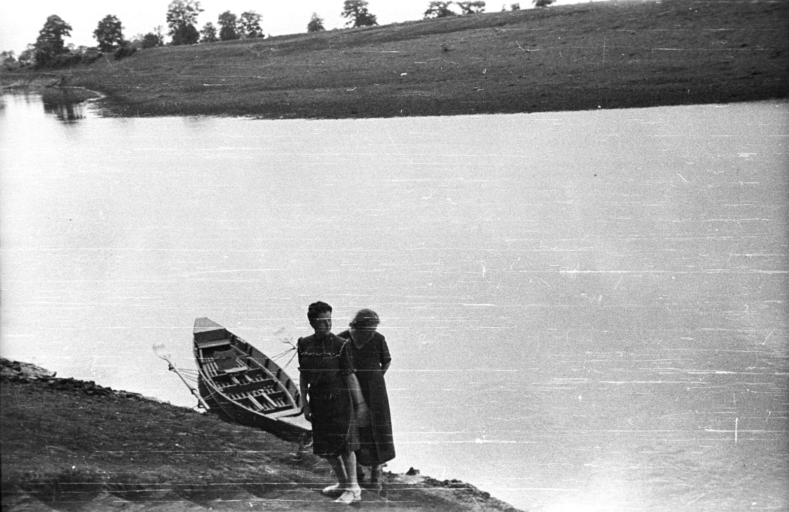 1937, Fortepan, women, water surface, summer, boat, shore, barge, Fortepan #77852