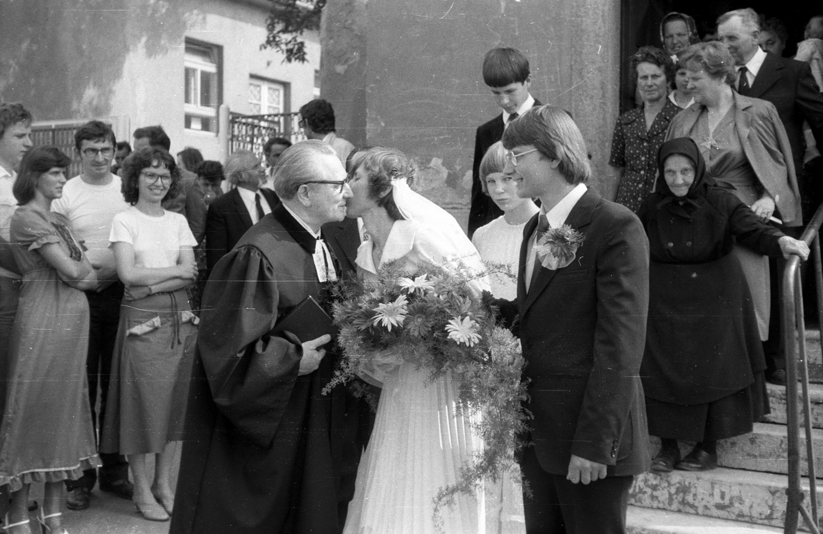 Hungary, 1978, Fortepan, wedding ceremony, priest, tableau, Fortepan #77887