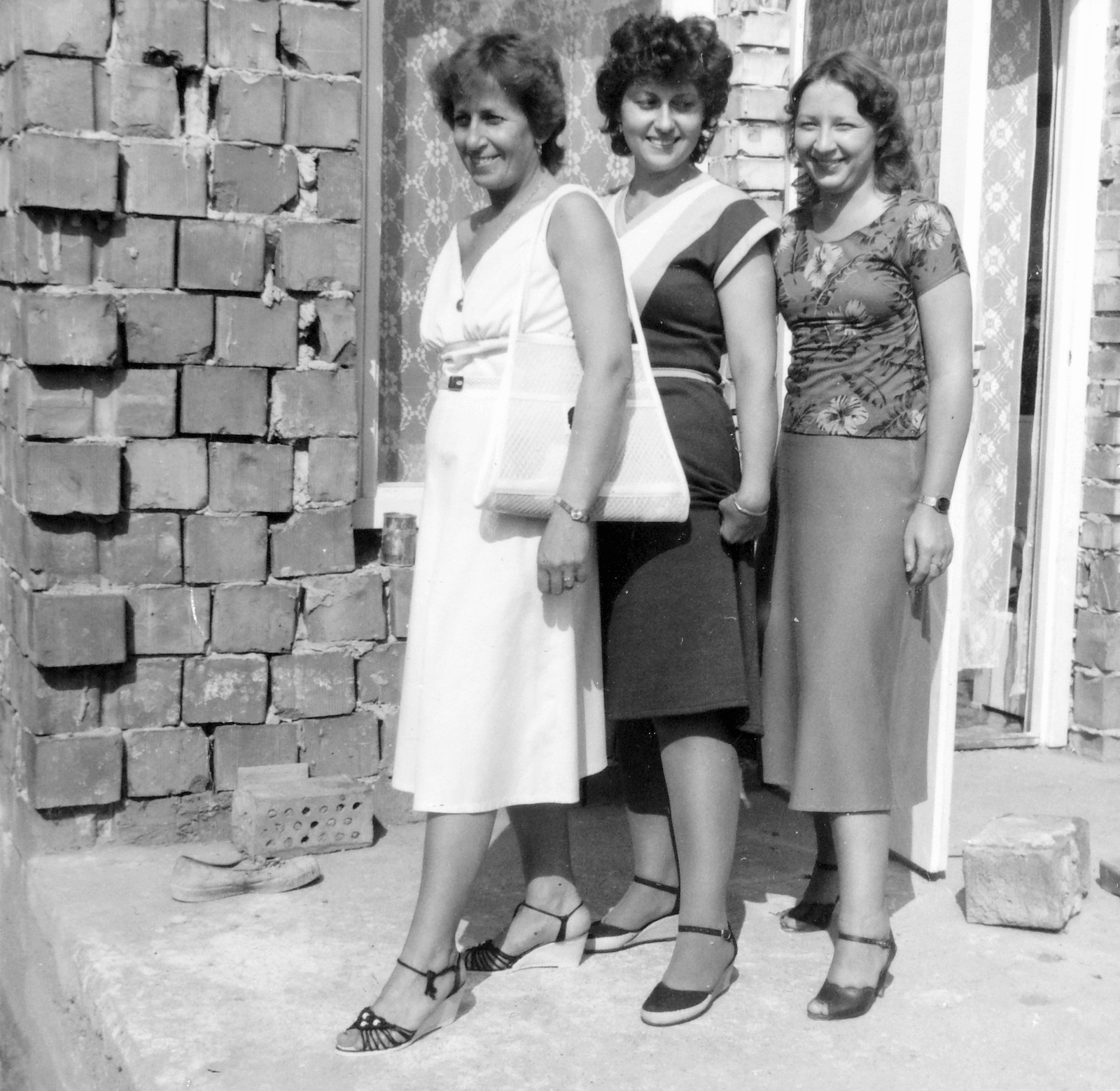 Hungary, 1980, tableau, women, construction, gypsy, Fortepan #7804