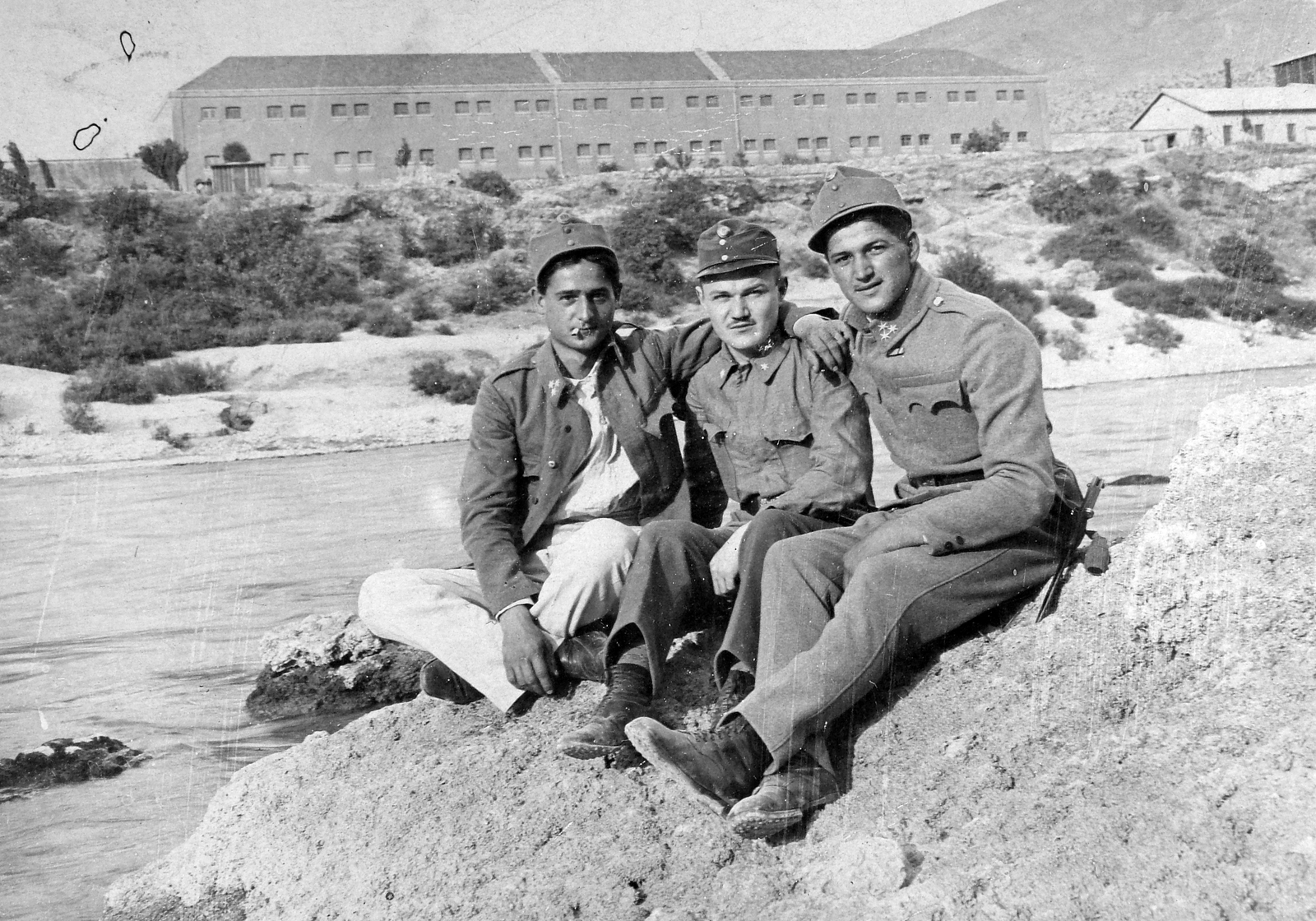 1928, Fortepan, uniform, soldier, bayonet, Hungarian soldier, three people, Fortepan #7827