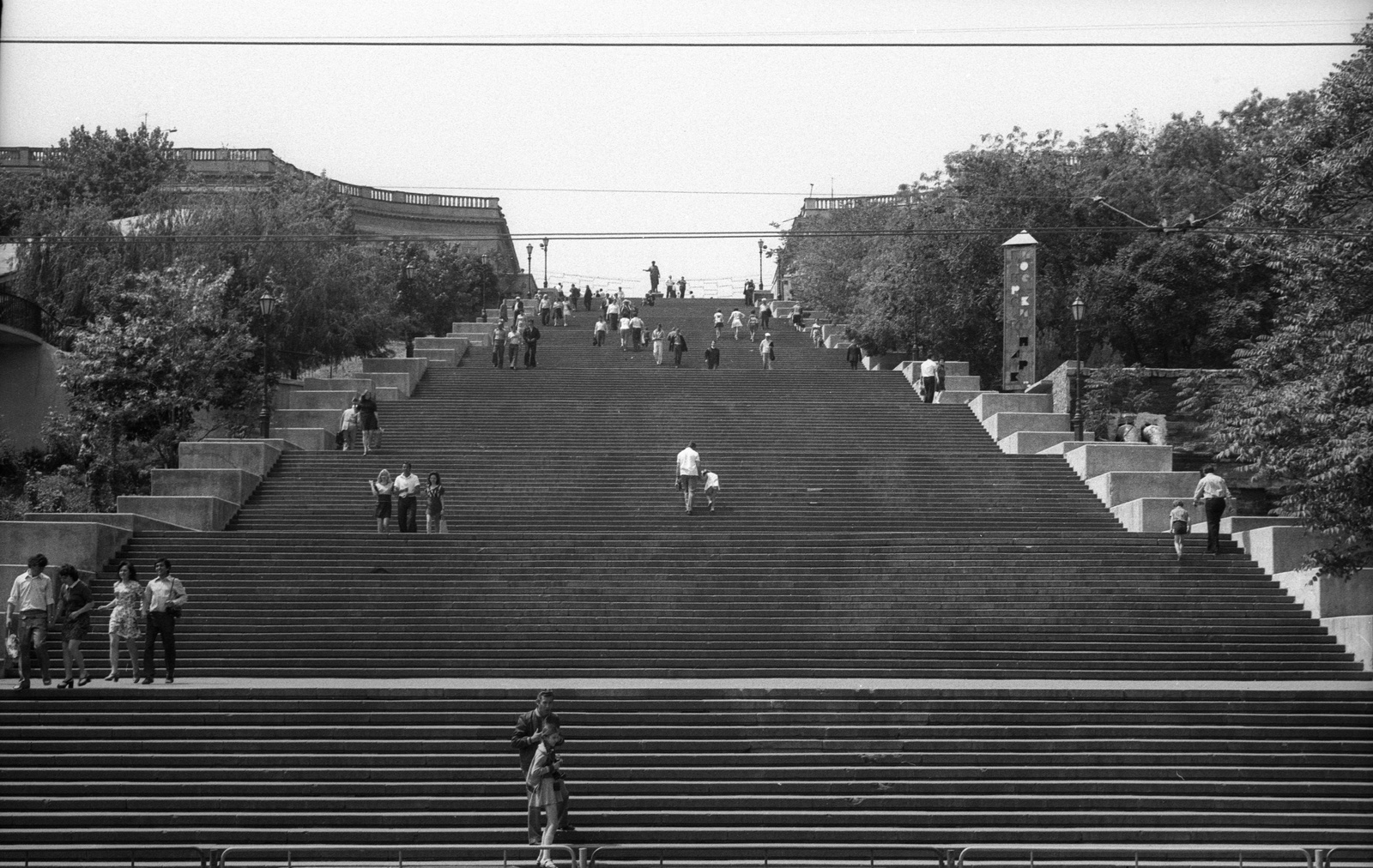 Ukraine, Odessa, Patyomkin lépcső., 1968, Berkó Pál, Soviet Union, stairs, lamp post, optical illusion, Fortepan #78282