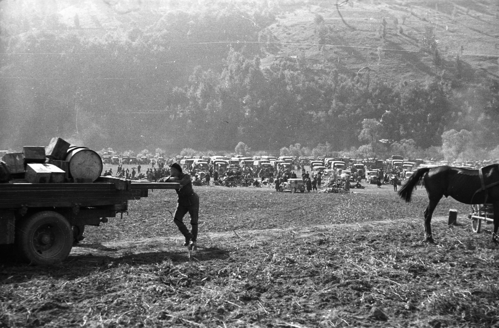 1939, Berkó Pál, commercial vehicle, military, convoy, Fortepan #78559
