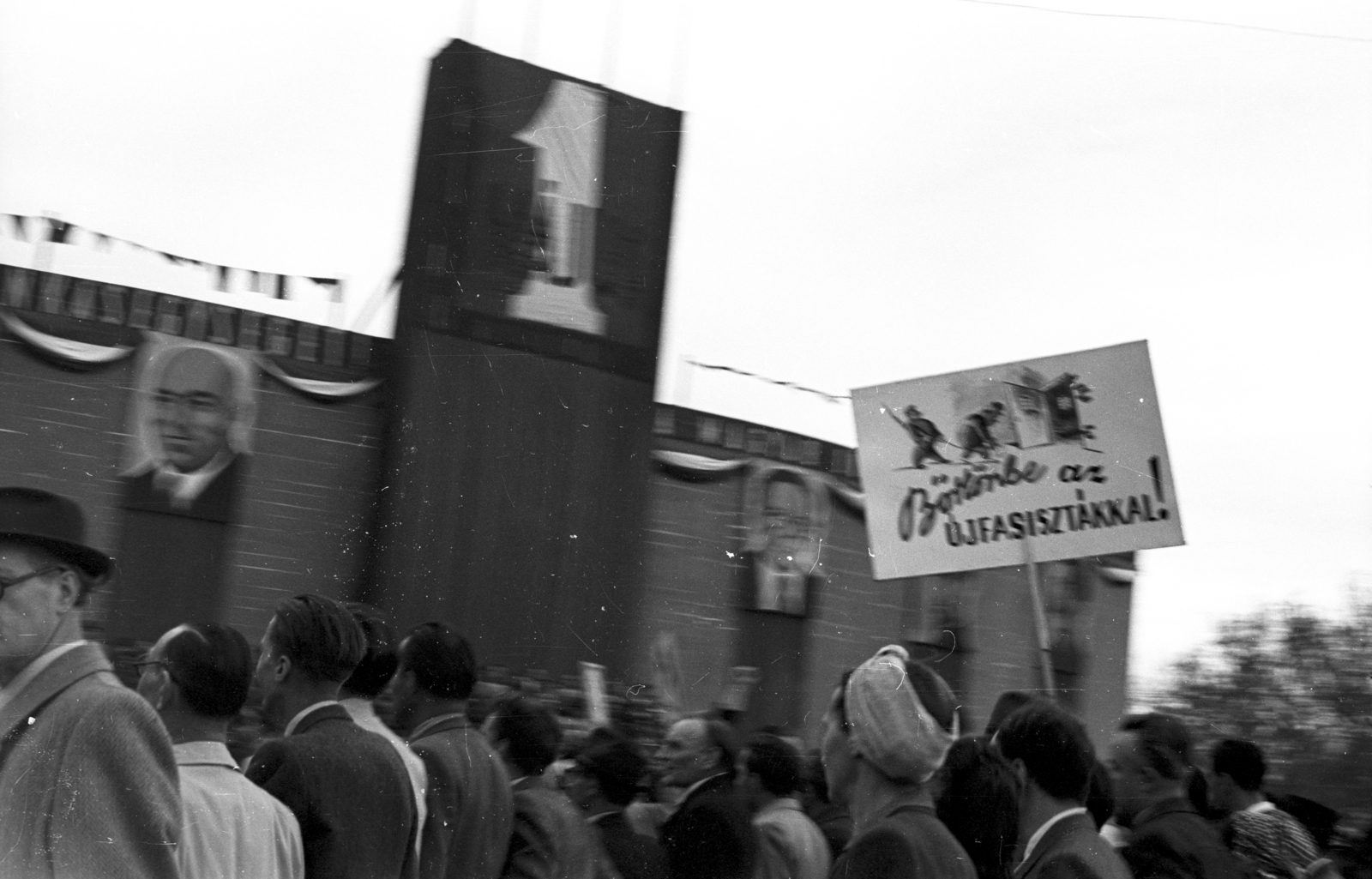 Hungary, Budapest XIV., Hősök tere, május 1-i ünnepség dísztribünje., 1947, Berkó Pál, personality cult, 1st of May parade, Mátyás Rákosi-portrayal, Budapest, Fortepan #78842