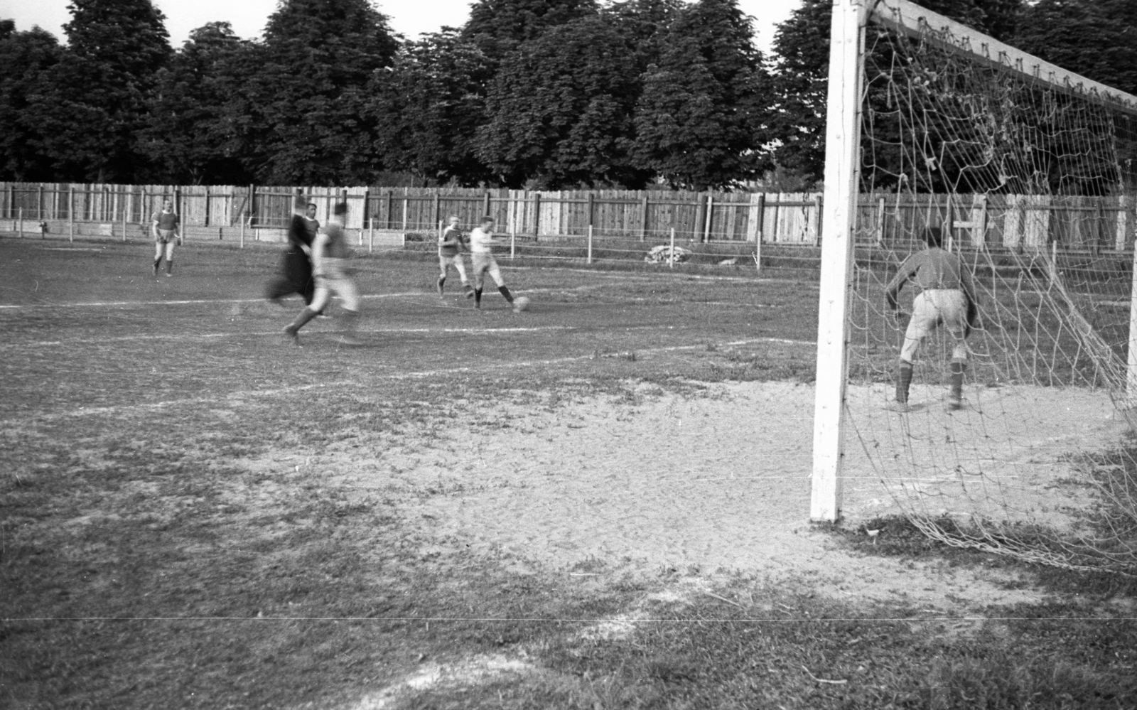 Hungary, Budapest III., az Óbudai Gázgyár futballpályája., 1946, Berkó Pál, football, Budapest, Fortepan #78885