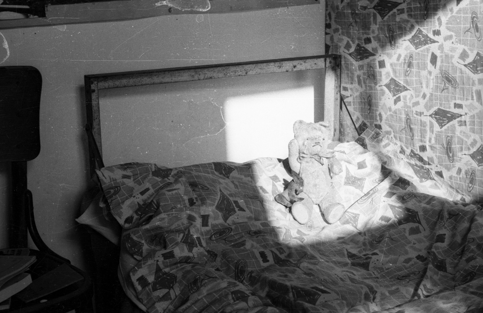 1949, Berkó Pál, bed, teddy bear, sunshine, Fortepan #79328