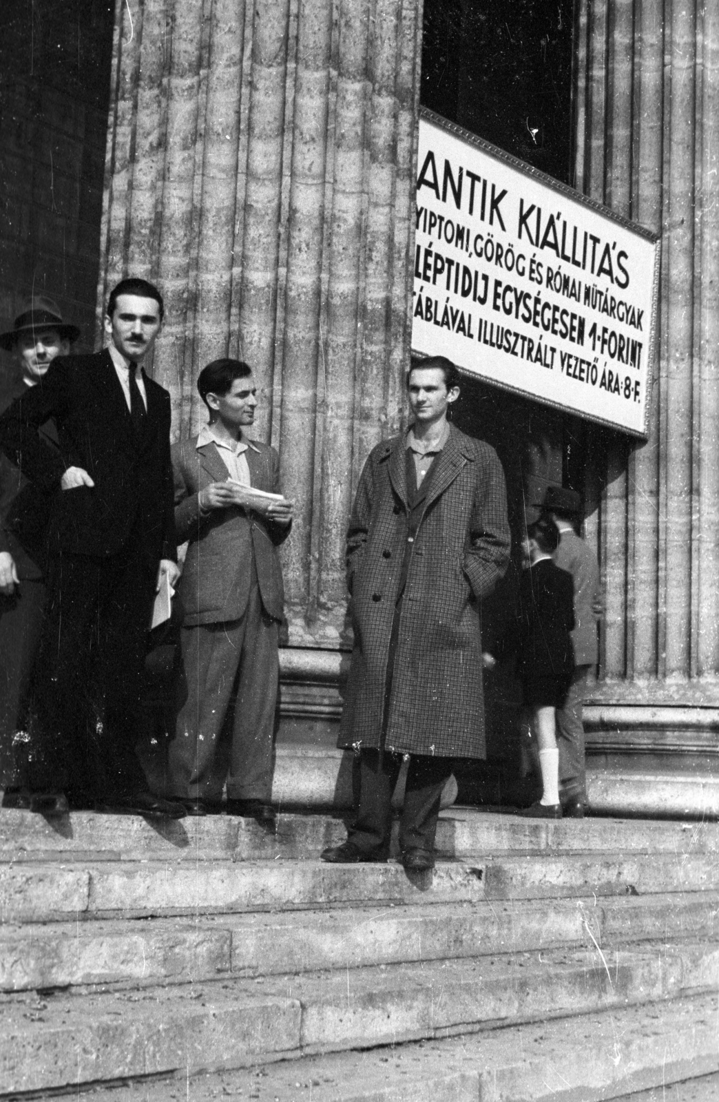 Magyarország, Budapest XIV., Hősök tere, Szépművészeti Múzeum., 1947, Berkó Pál, Budapest, felirat, tábla, Fortepan #79357